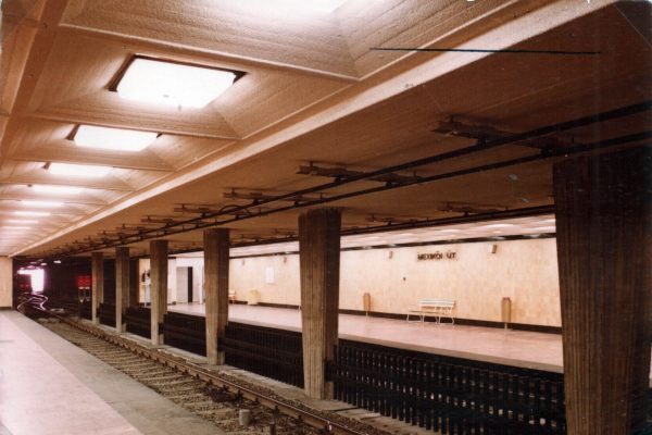 Budapest, M1 metró, Mexikói út, bélyegkép