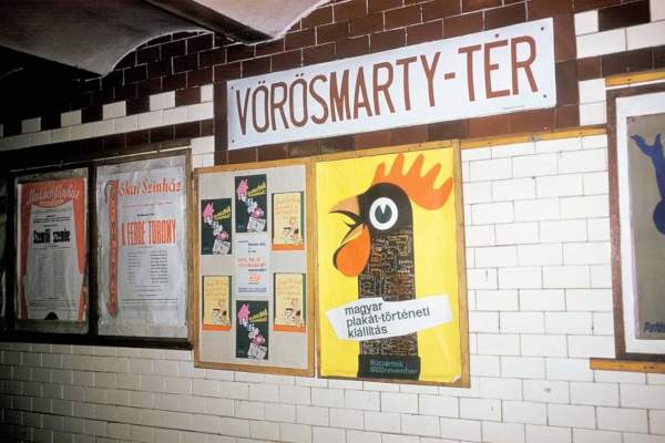 Budapest, M1 metró, Vörösmarty tér, bélyegkép