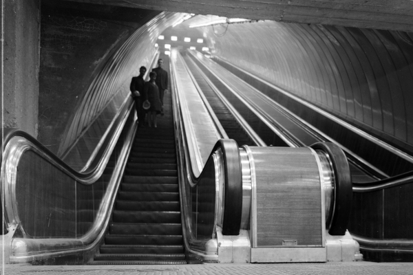 Budapest, M2 metró, Keleti pályaudvar, bélyegkép