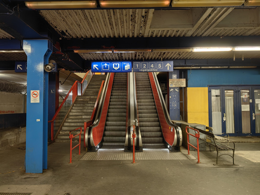 Budapest, M3 metró, Kőbánya-Kispest, bélyegkép