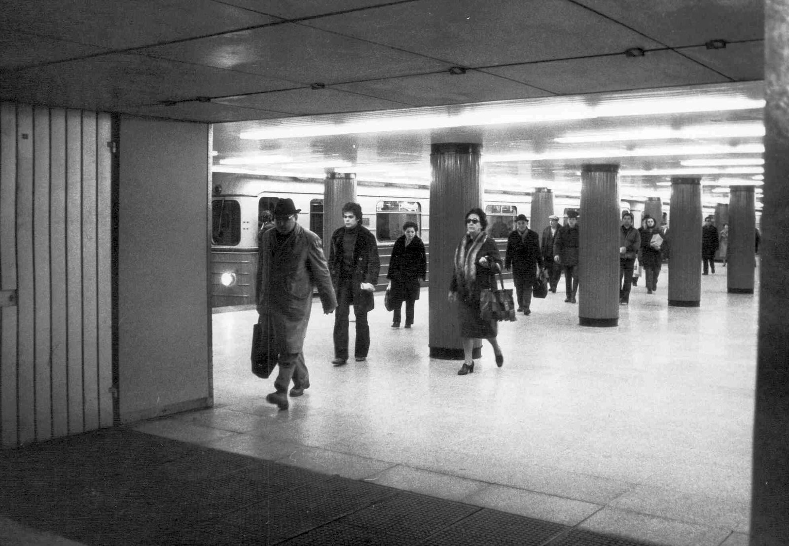 Budapest, M3 metró, Semmelweis Klinikák