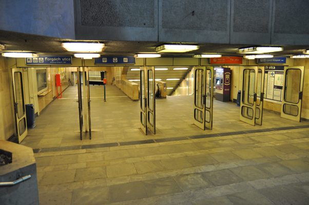 Budapest, M3 metró, Forgách utca, bélyegkép