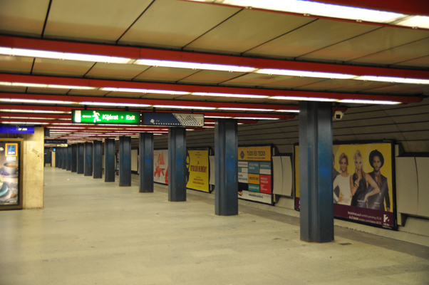 Budapest, M3 metró, Nyugati pályaudvar, bélyegkép