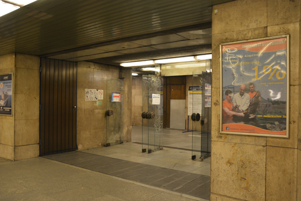 Budapest, M3 metró, Ecseri út, bélyegkép