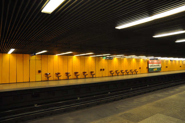 Budapest, M3 metró, Pöttyös utca, bélyegkép