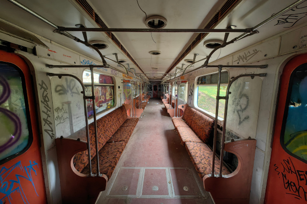 Csákberény, Metrowagonmash EvA jármű, bélyegkép