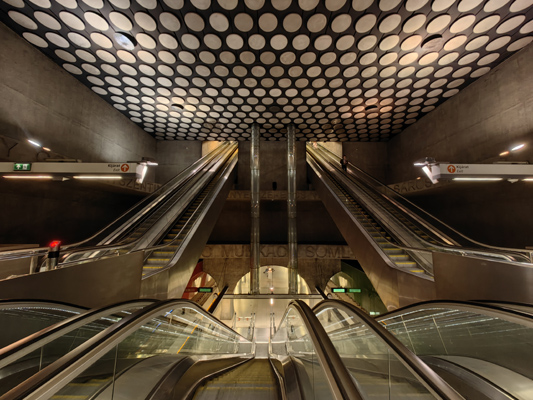 Budapest, M4 metró, Rákóczi tér, bélyegkép